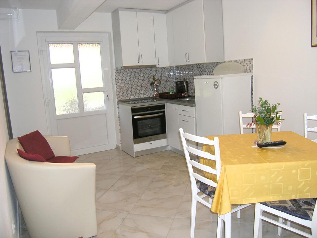 Apartment Martina Krk Town Exterior foto